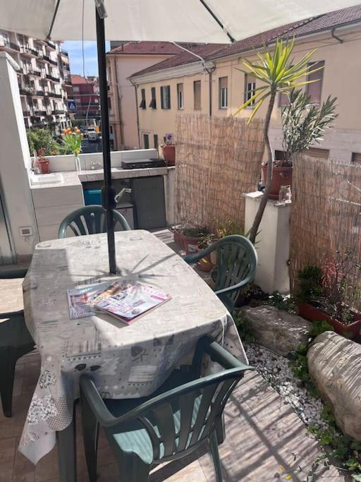 La Casa Del Sole Villa Imperia Eksteriør bilde